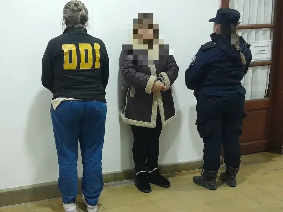 La aprehendida fue trasladada a la Comisarìa.