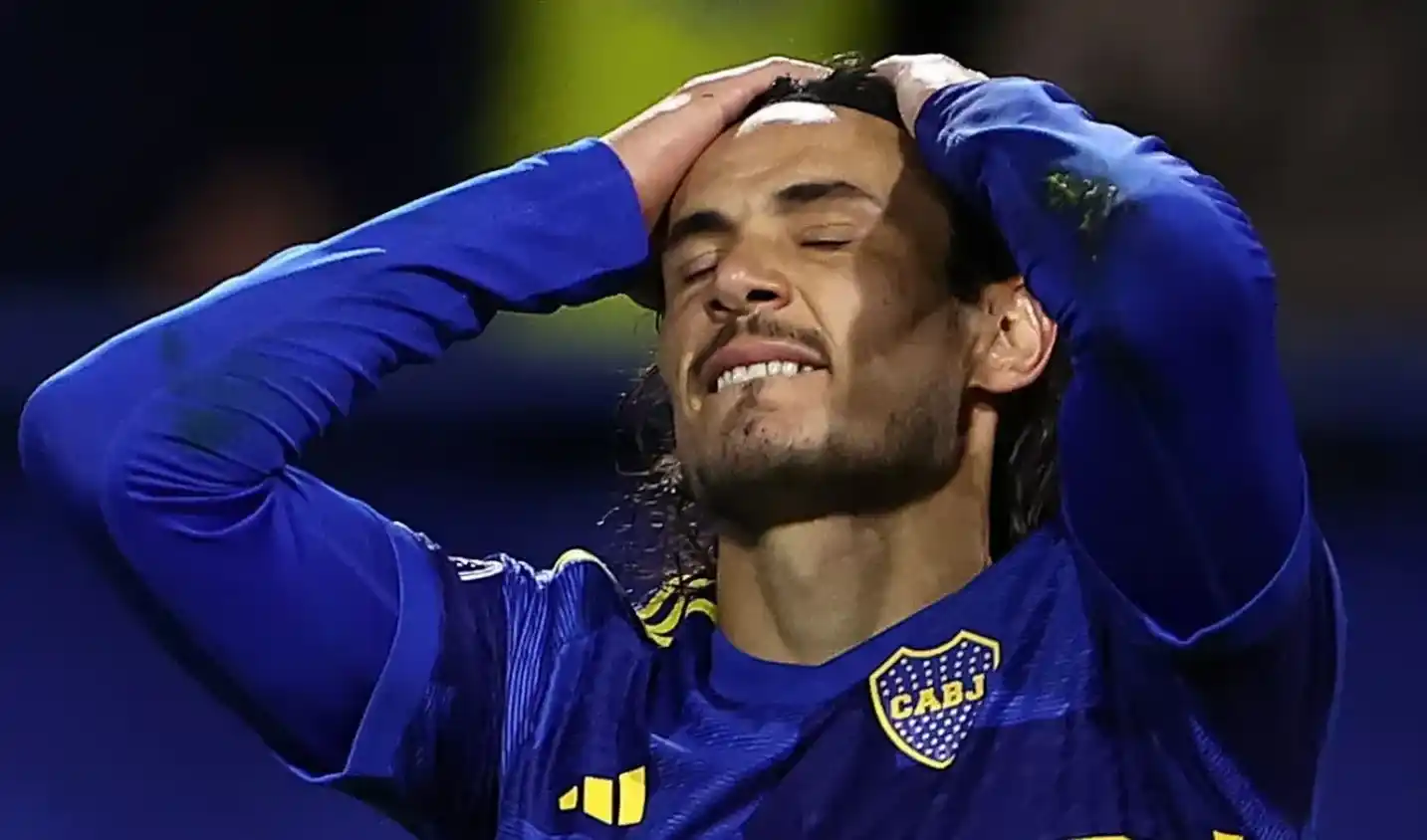 El futbolista Uruguayo mañana firmaría su desvinculación con el equipo de la Ribera.