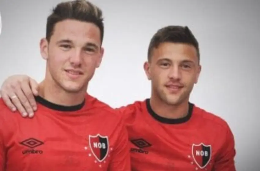 Demoraron a los jugadores de Newells Denis y Alexis Rodríguez tras un choque en el que resultó herido un policía