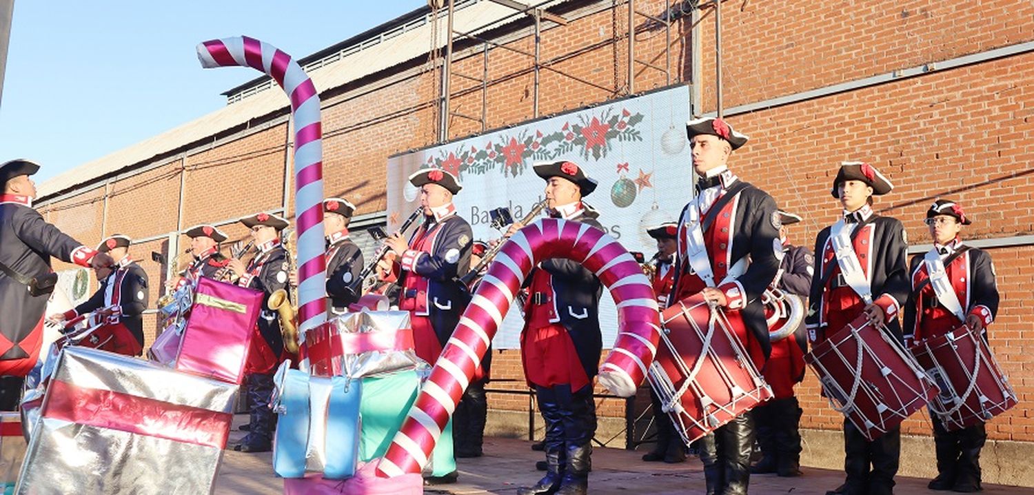 Se desarrolló con éxito la Expo Navidad en la Costanera