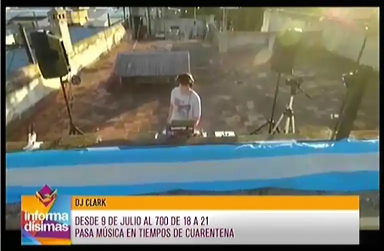 Pasa música desde la terraza en tiempos de cuarentena 