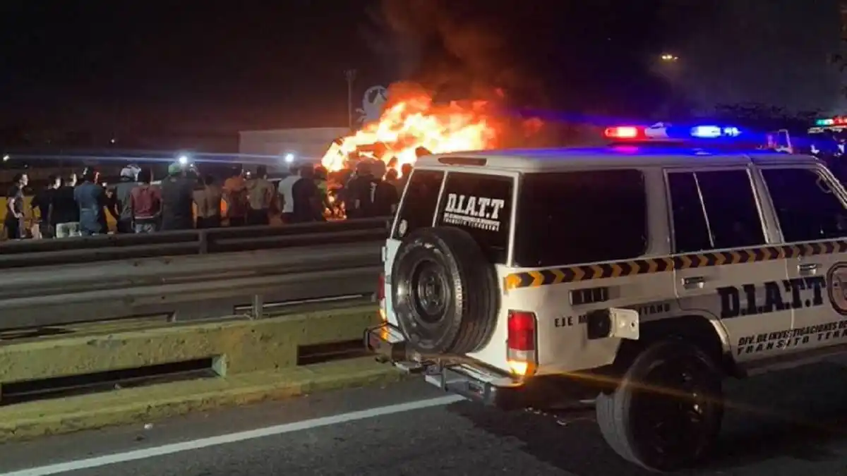 TRAGEDIA EN MARACAIBO: aparatoso choque deja saldo de 2 muertos y 5 heridos