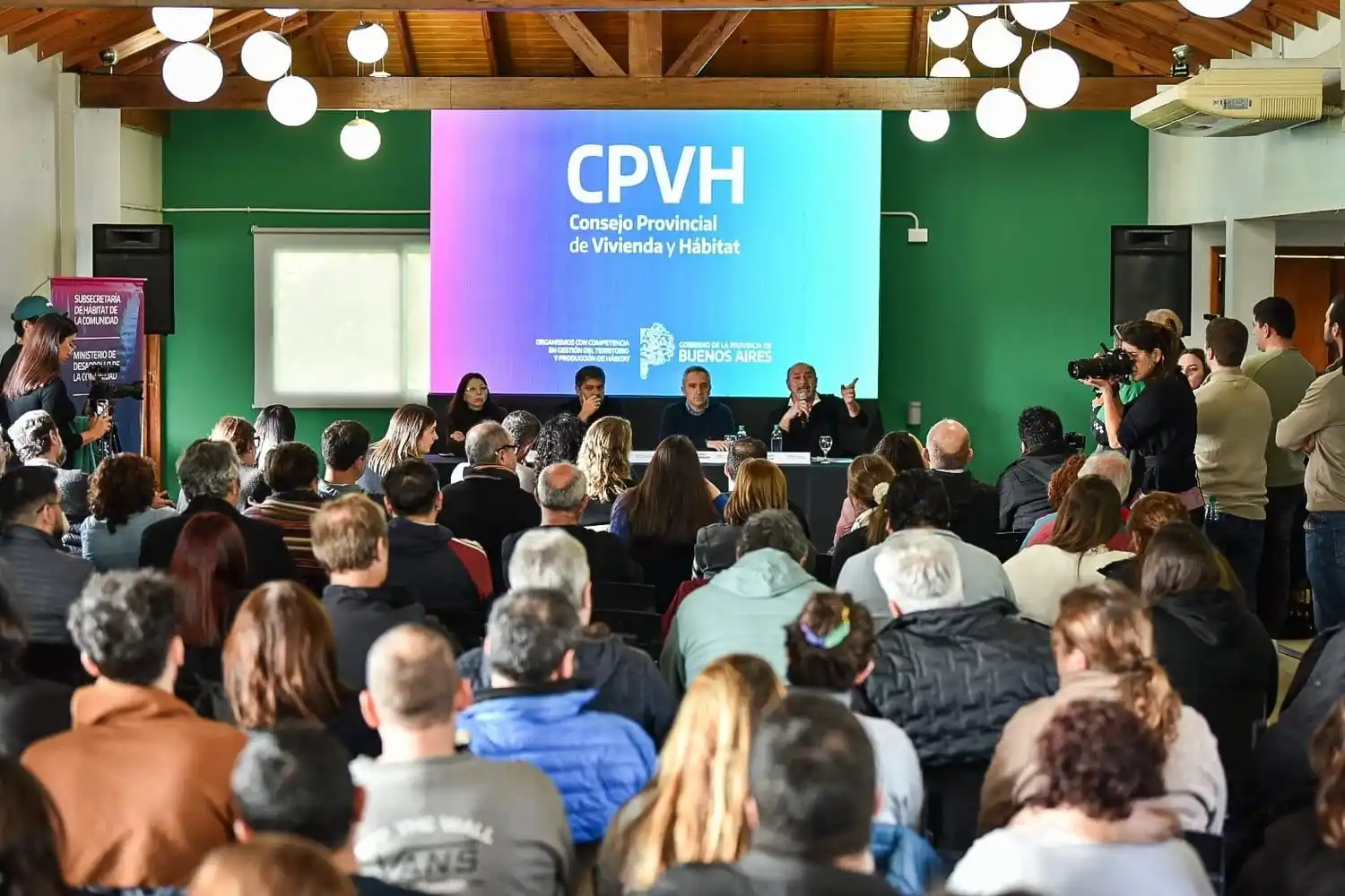 El Gobierno bonaerense relanzó el Consejo Provincial de Vivienda y Hábitat