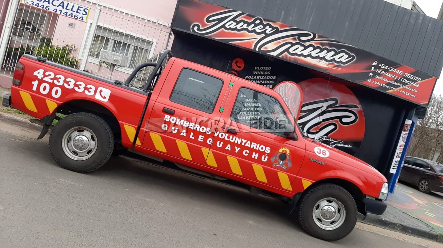 Los Bomberos Voluntarios adecuaron la camioneta que recibieron de la Aduana para combatir incendios forestales