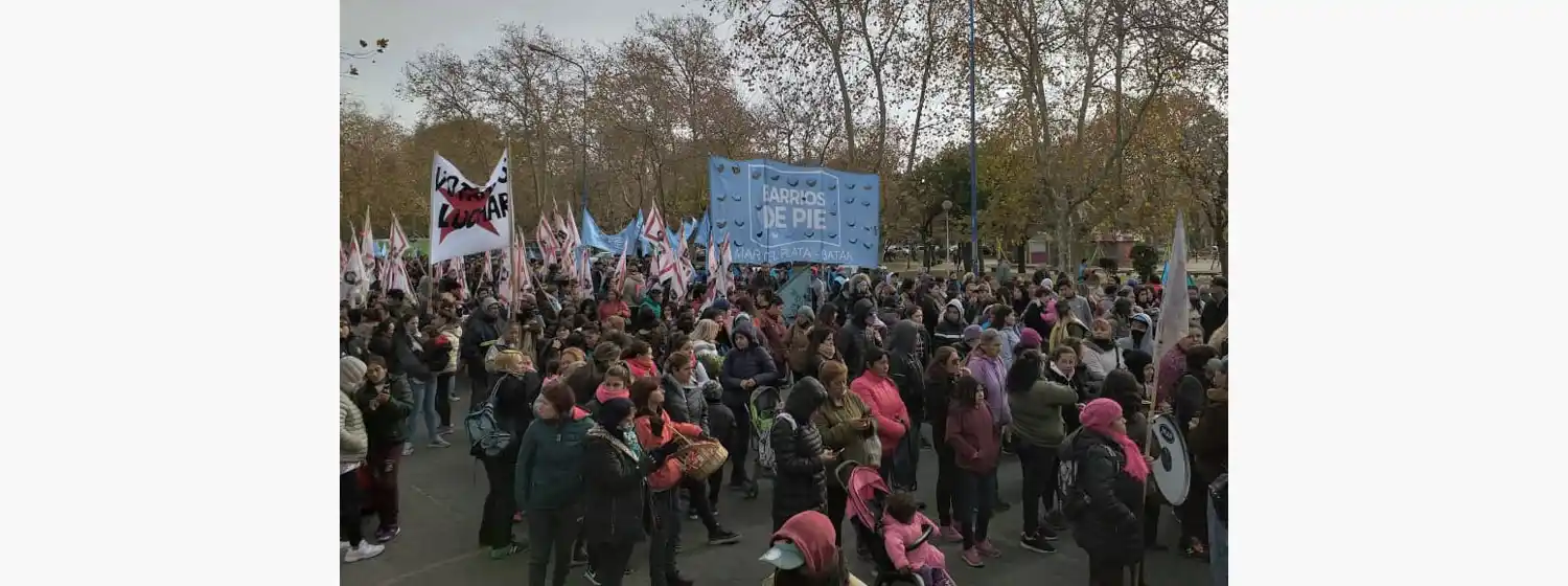 Organizaciones sociales se movilizaron hasta el Municipio