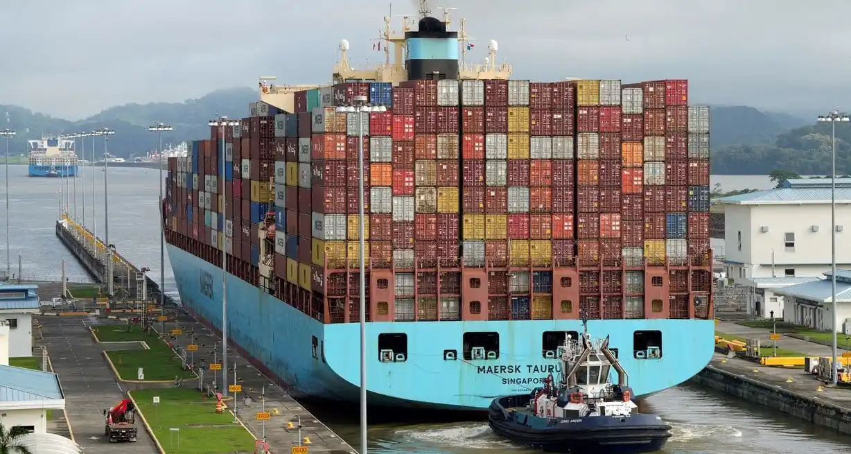 "La soberanía de nuestro canal no es negociable", recordó el canciller panameño.