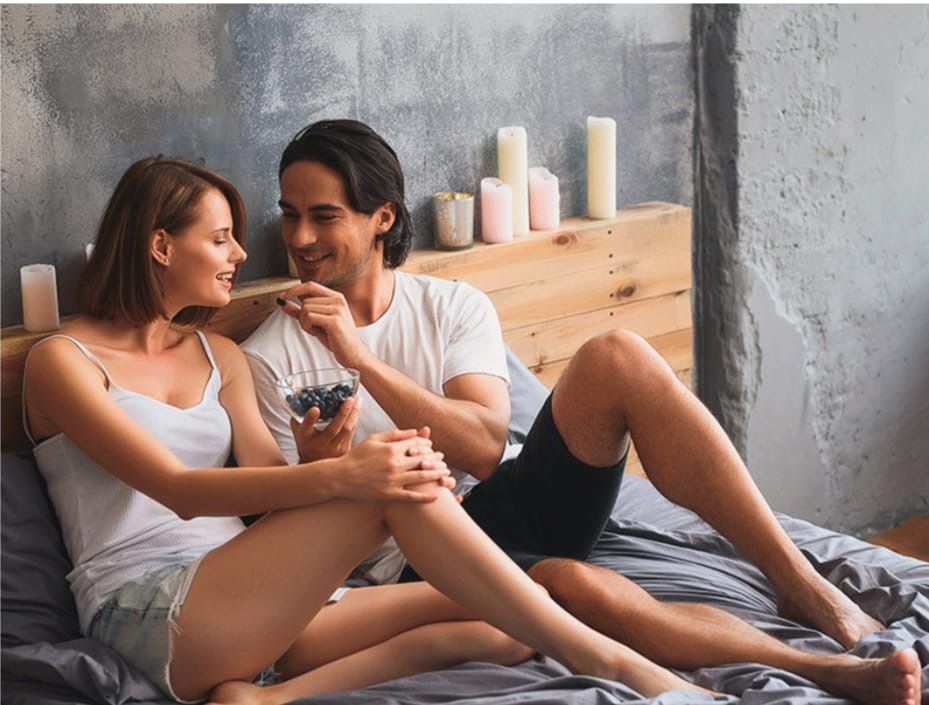 Nutrirse también es un acto de intimidad: compartir sabores, mirarse sin apuro y habitar el cuerpo con presencia.