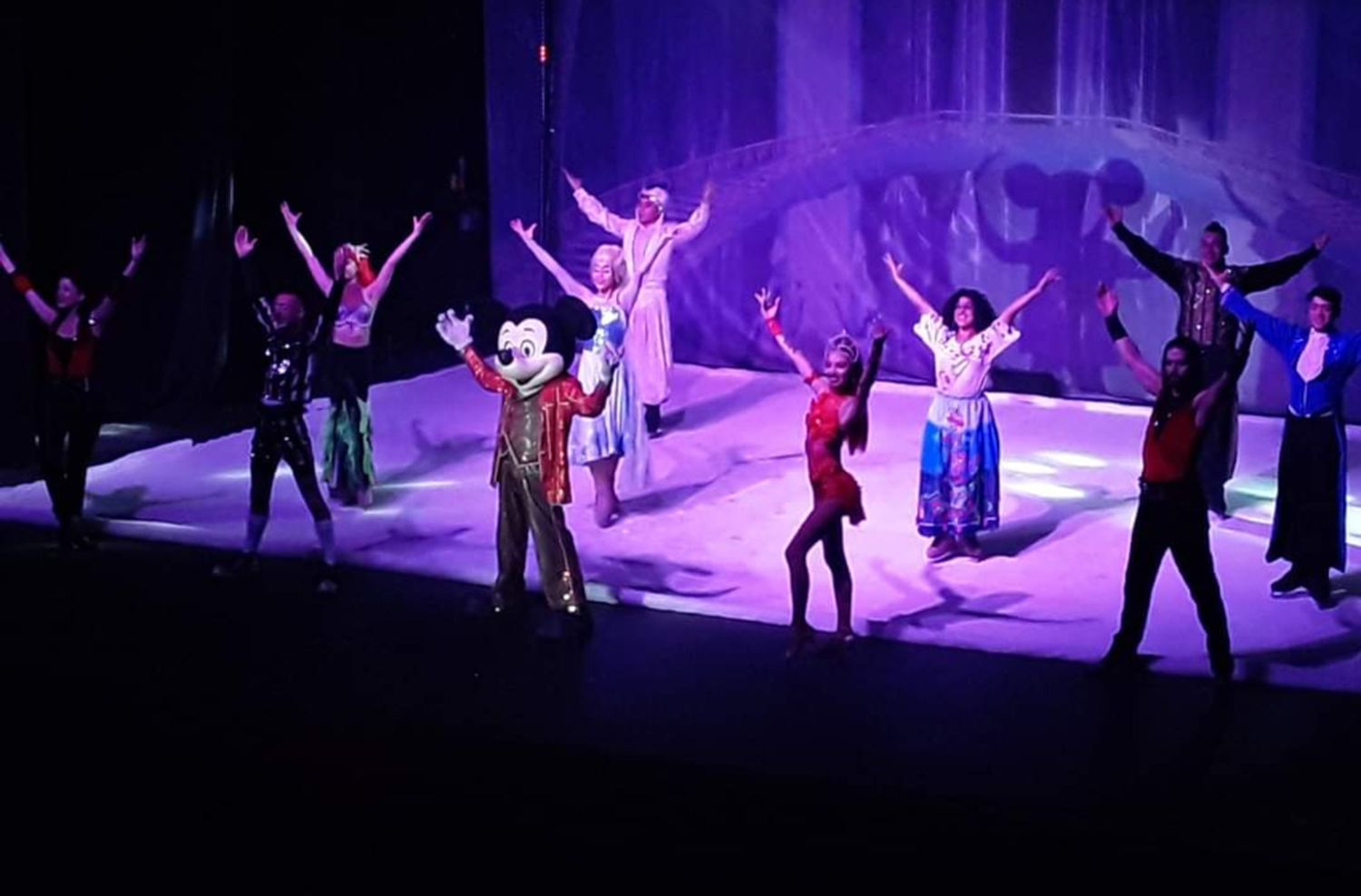 Merenderos de Mar del Plata participaron del debut “Fantasía sobre hielo”