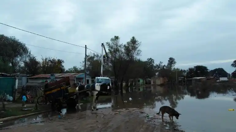 Ya son 20 las familias evacuadas en Concordia por la crecida del Uruguay