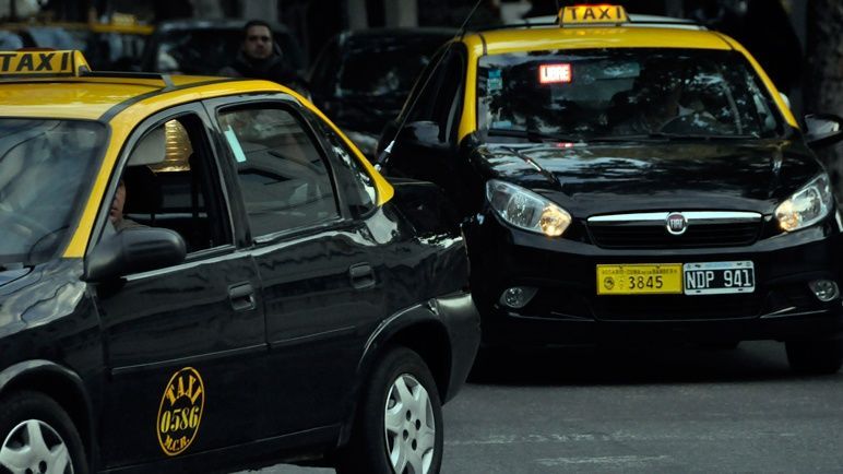 Rosario tendrá su propia app para pedir taxis