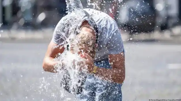 La grave ola de calor en Europa dejó más de 1.000 muertos en una semana.

Agencia NA (redes)