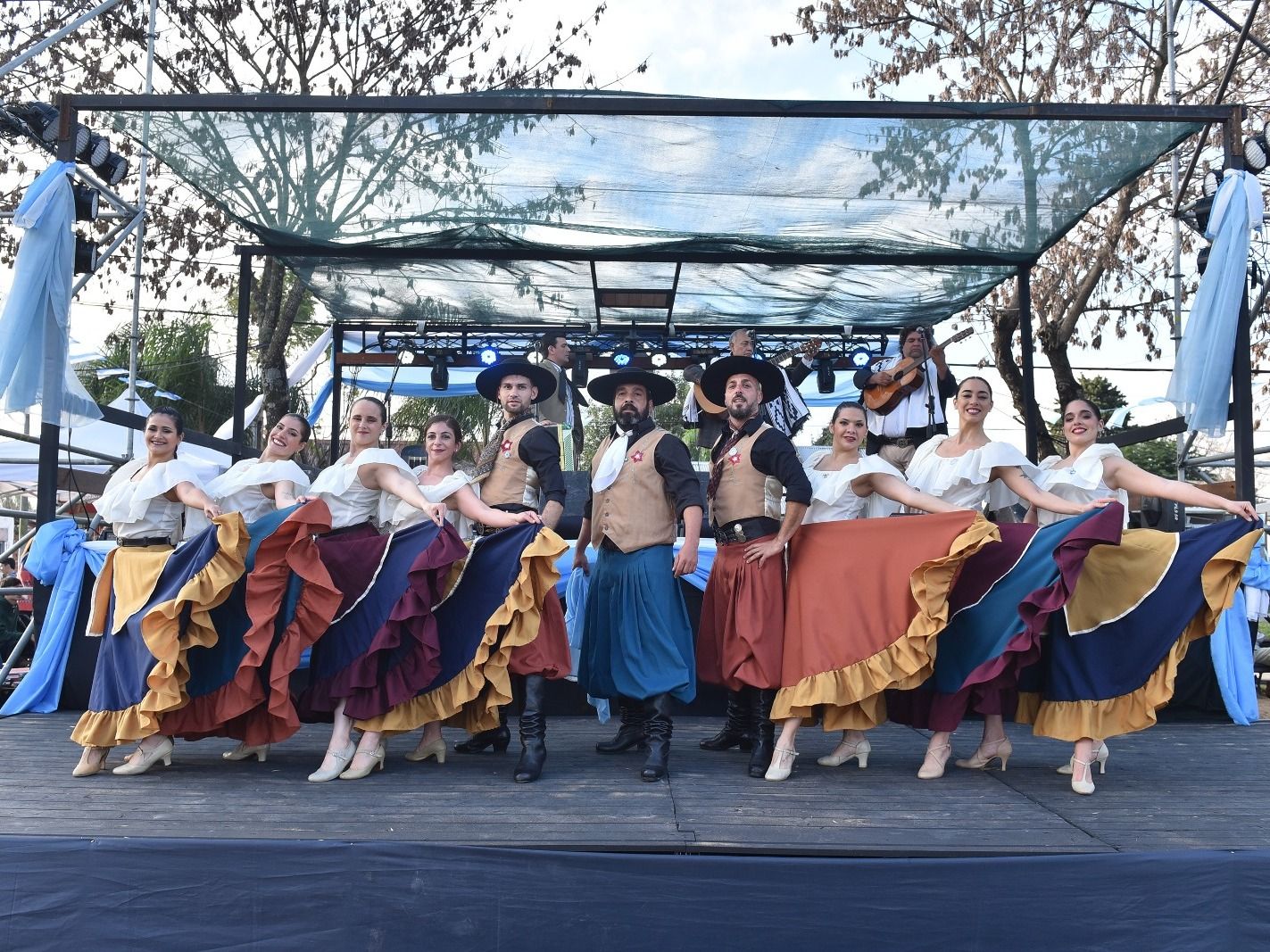 Confirmaron la grilla de artistas para la Fiesta del Día de la Bandera en Pueblo Belgrano