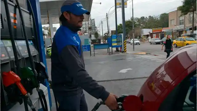 Ituzaingó aumentó el impuesto a las naftas pese a que se lo prohiben