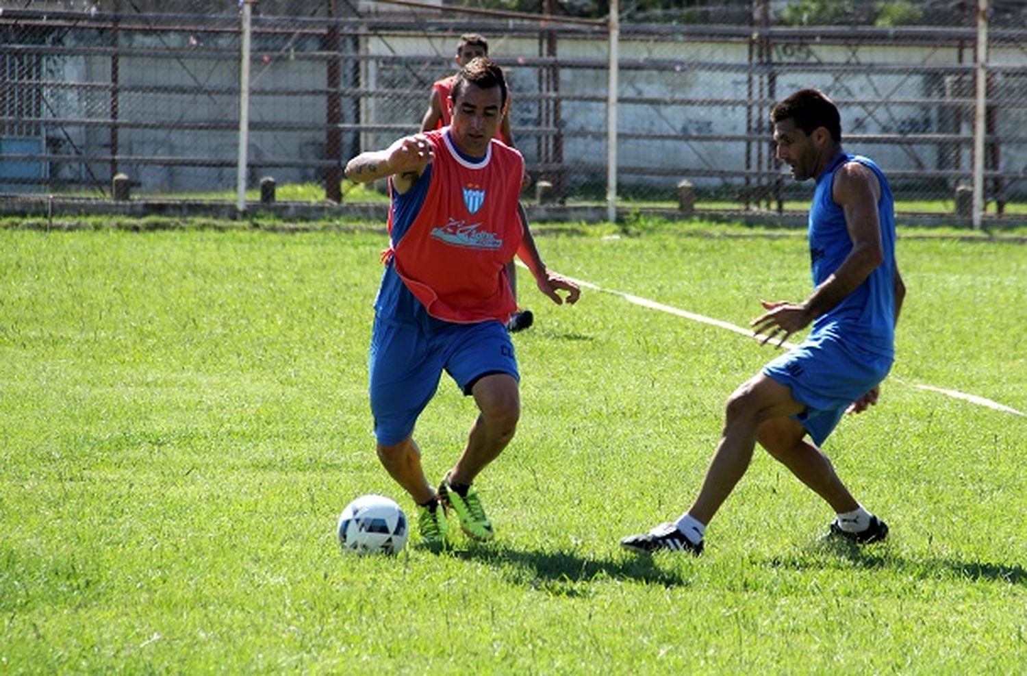 Juventud Unida, con una sola variante ante Douglas Haig