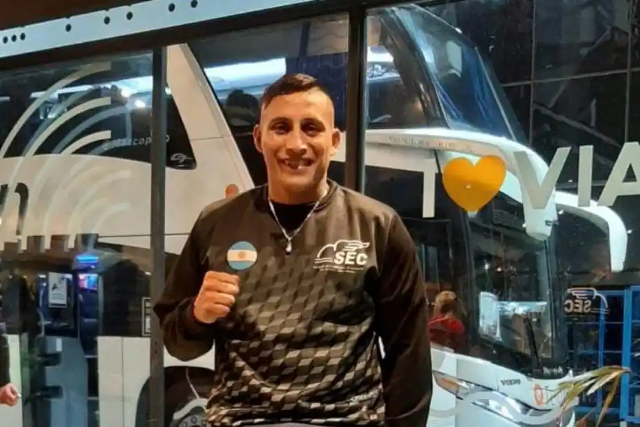 Reynoso viajó a Polonia para una nueva presentación profesional