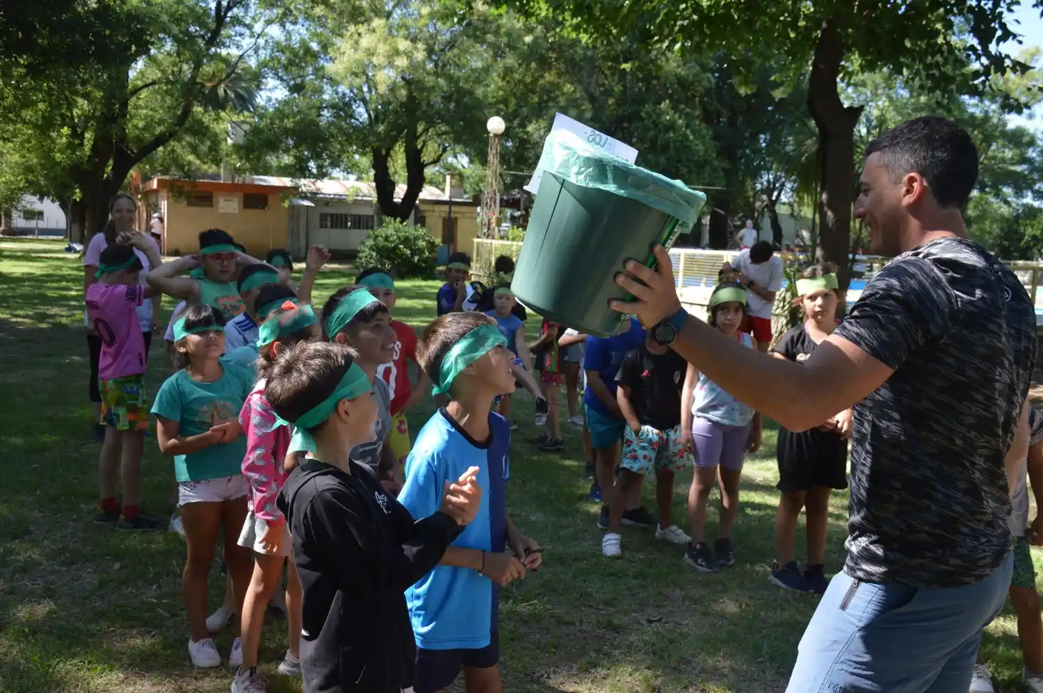 Educación e información, base central de la campaña Objetivo Cierre Basural.