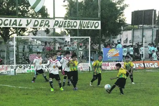 Después de tres suspensiones, hoy comenzará el Infantil 
