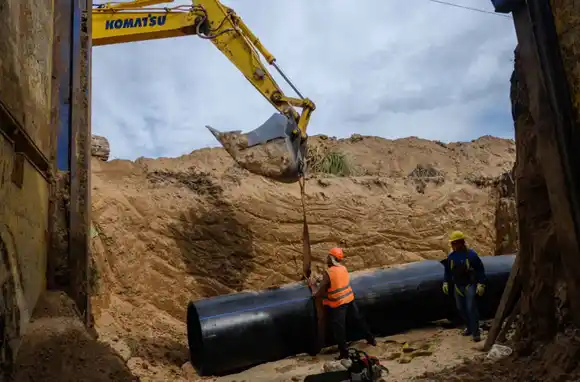 Qué objetivos plantea la Comisión para la recepción y análisis de Iniciativas Privadas