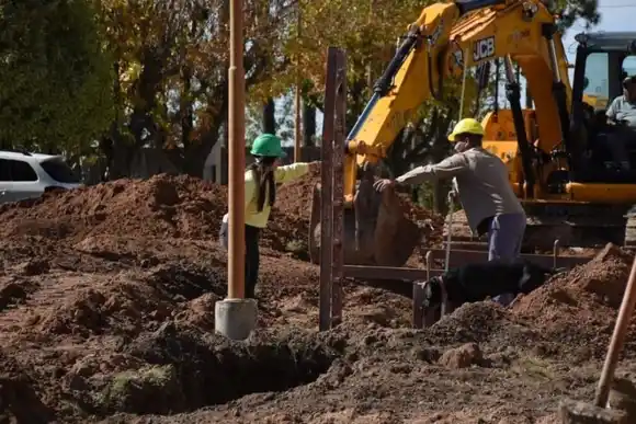 En Nuevo Torino, la obra de red de desagües cloacales avanza a buen ritmo