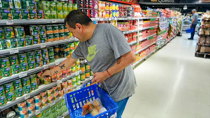 La inflación de octubre fue del 2,3% y acumuló un 31,3% en los últimos doce meses