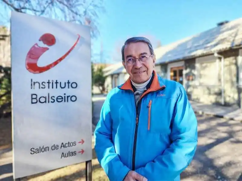 El físico formoseño Rolando Granada fue distinguido 
en Canadá con el premio John M. Carpenter