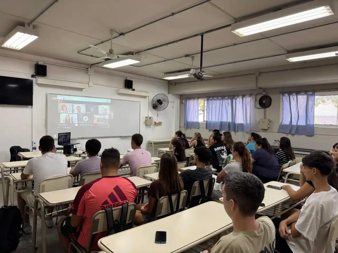 Cresol 2026: continúa la inscripción para acceder a becas estudiantiles