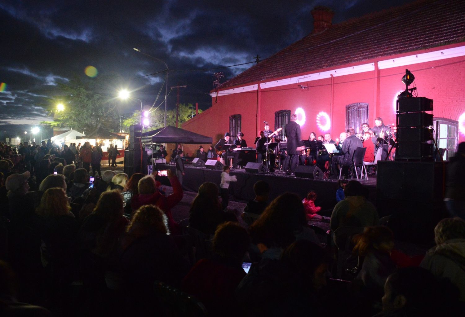 Los vecinos celebraron el aniversario de Tandil en la Estación de Trenes