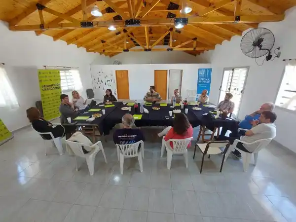 Se presentó el programa “Te Sumo – Jóvenes en Pymes” en Chascomús