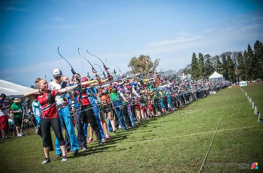 Ocho bronces en otro día a los flechazos