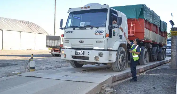 Hasta fin de año, bonificación del 20 por ciento la tasa de pesaje de camiones