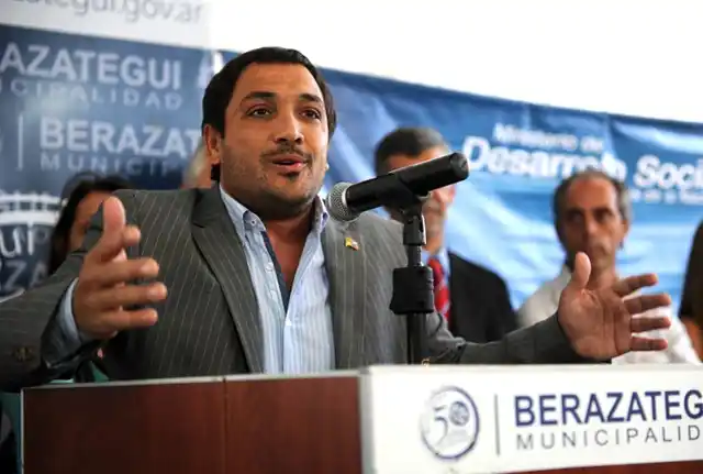 Elecciones 2015: Mussi visita Lincoln