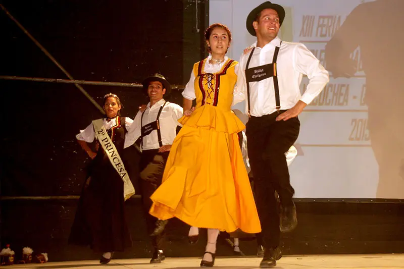 Fiesta de las Colectividades