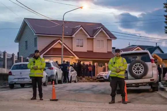 Traición e infidelidad: conmoción por la carta que dejó el senador que se mató