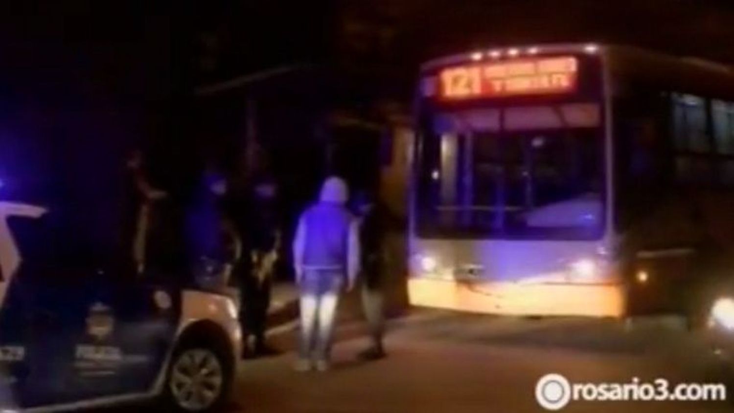 Un colectivero y un taxista a merced de ladrones