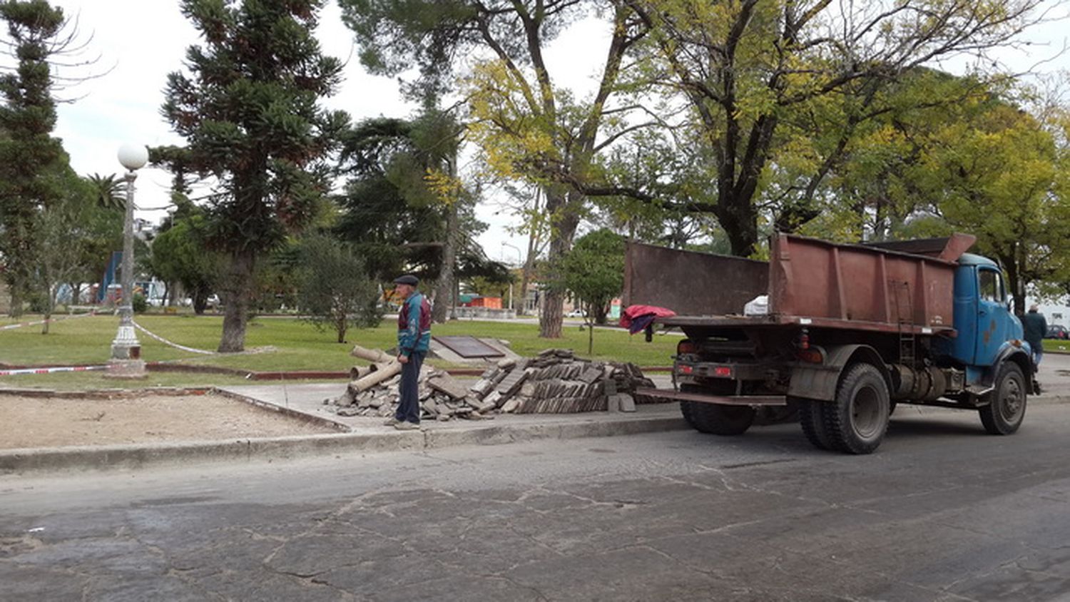 El Municipio trabaja en la revalorización y puesta en valor de las plazas de la ciudad