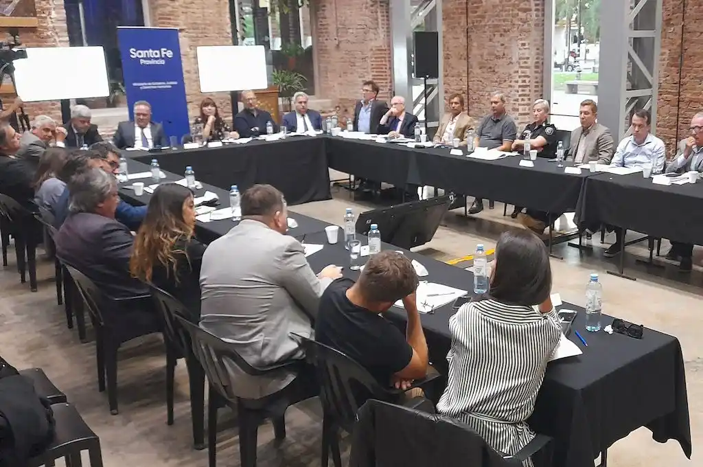 Junta Provincial: el gobierno santafesino pidió sacar a la seguridad de la discusión política pública