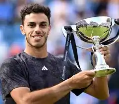 Cerúndolo debutó con un sólido triunfo en Mónaco y avanzó en el Master de Montecarlo