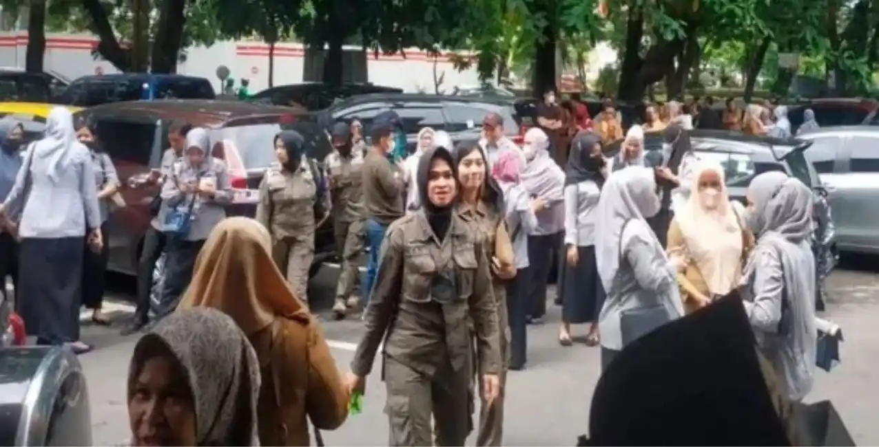 Fuerte terremoto en Indonesia