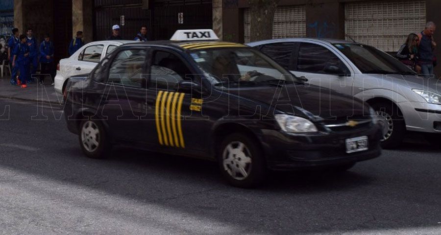 Los taxis podrán usar tarjeta de débito y crédito “en un mes”