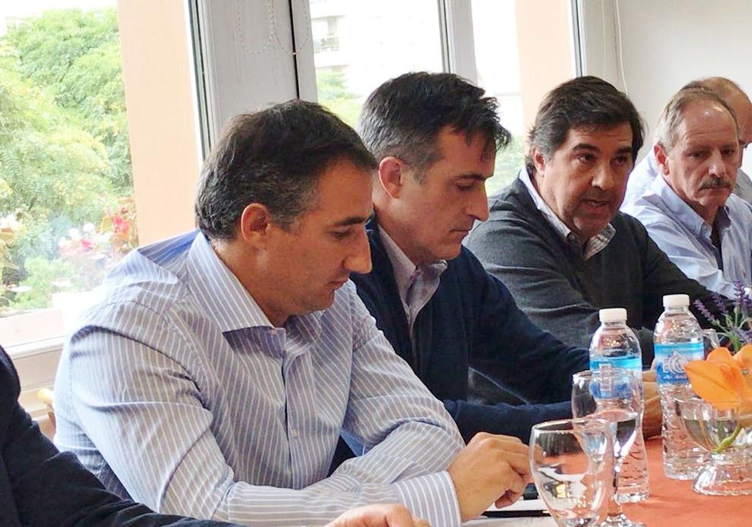 Luz y gas: proponen no más aumentos en la parte tributaria de la factura