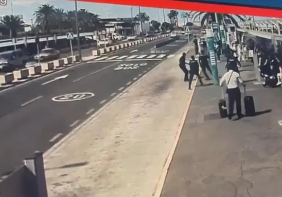 Un joven armado siembra el pánico en el aeropuerto de Gran Canaria y muere abatido por la Policía