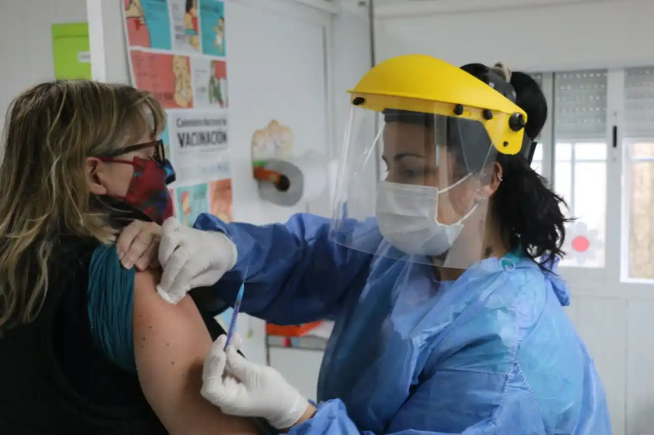 Científicos descubrieron que la inmunidad al coronavirus podría durar años