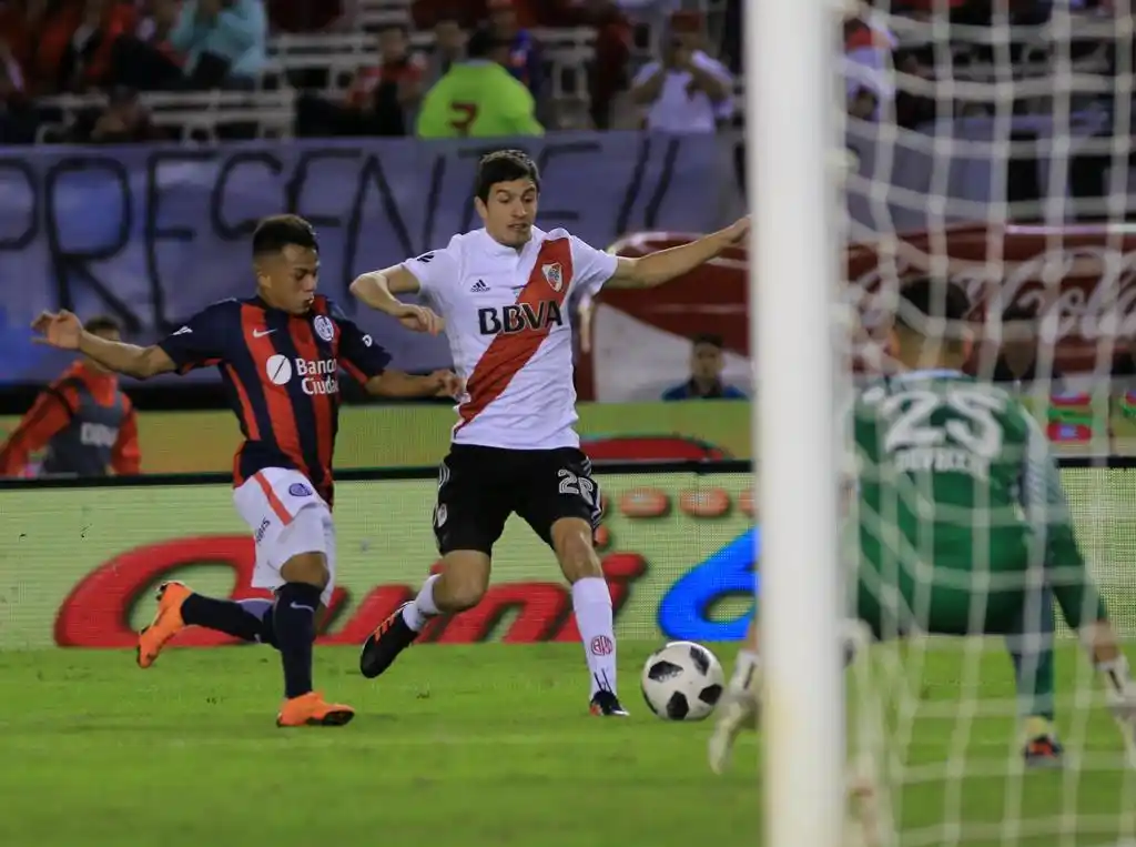 River cerró el torneo con  un triunfo ante San Lorenzo