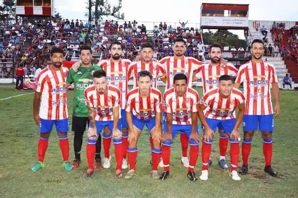 Mañana domingo, Libertad  recibe a Atlético Paraná,  en el Parque Mitre