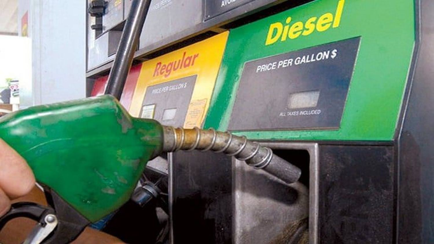 No le creen a Maduro: empresas afirman que escasez de gasoil no es por las sanciones, dice Fedecámaras