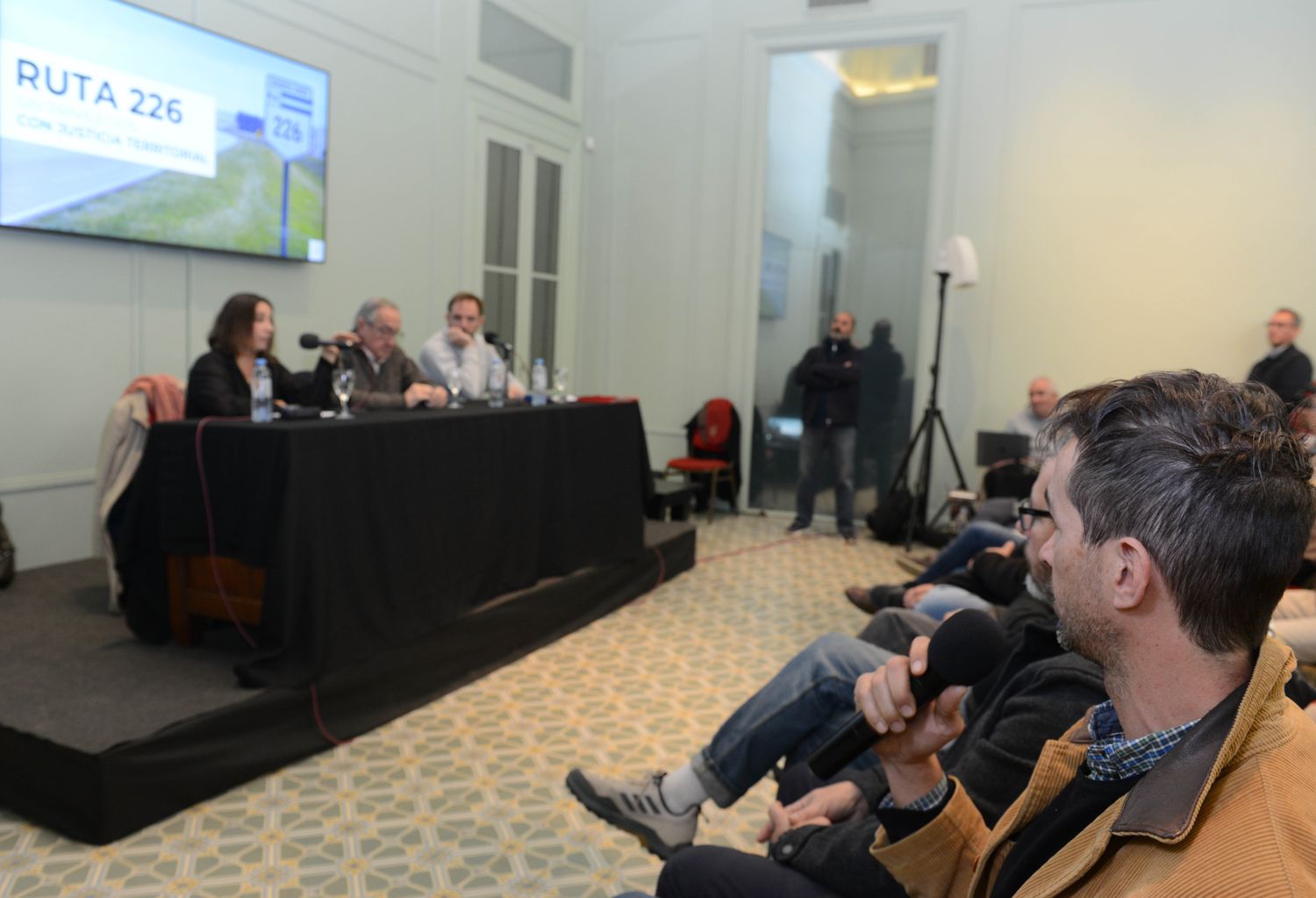 Lunghi expuso sobre la privatización de la 226: “De futuro, nada, y la están entregando por 20 años”