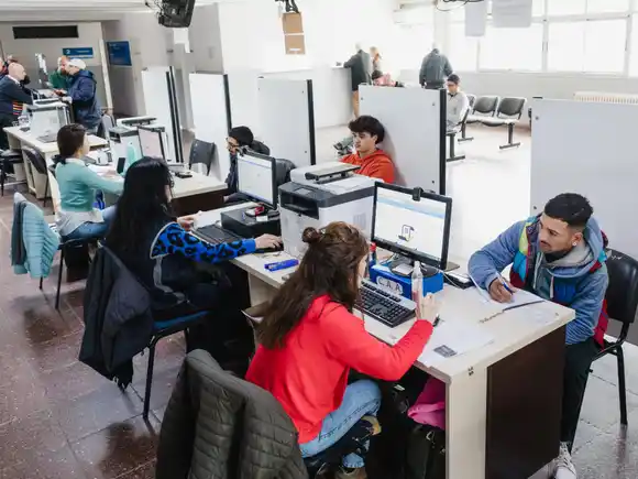 Agilizan el trámite para obtener o renovar la licencia de conducir