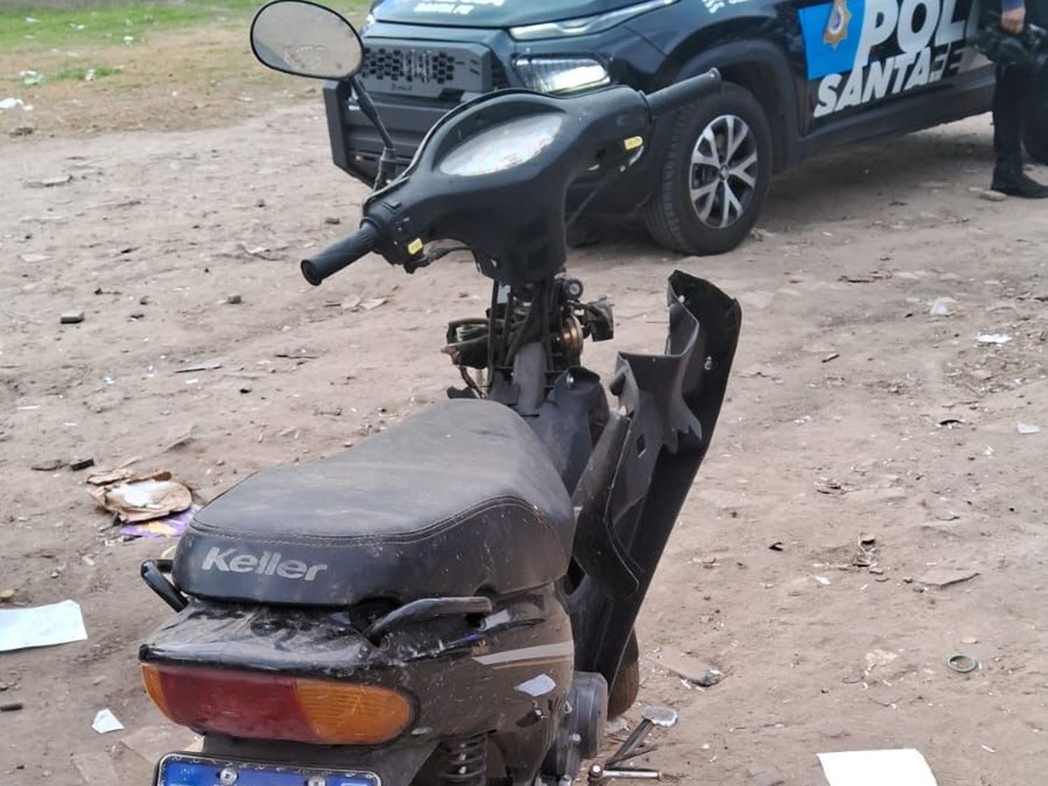 Detuvieron a un sospechoso por el robo a un taxista y a otras dos personas por tener una moto robada en la zona norte