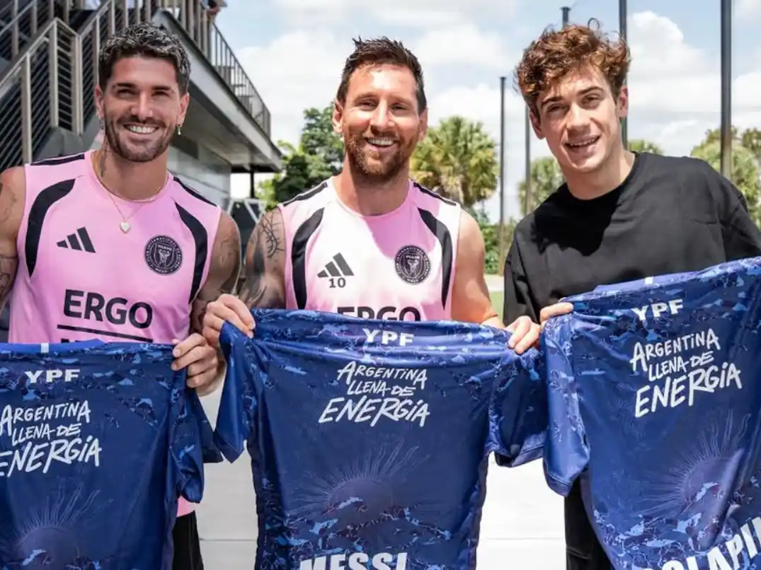 Franco Colapinto cumplió su sueño y conoció a Lionel Messi antes del Gran Premio de Miami de la Fórmula 1