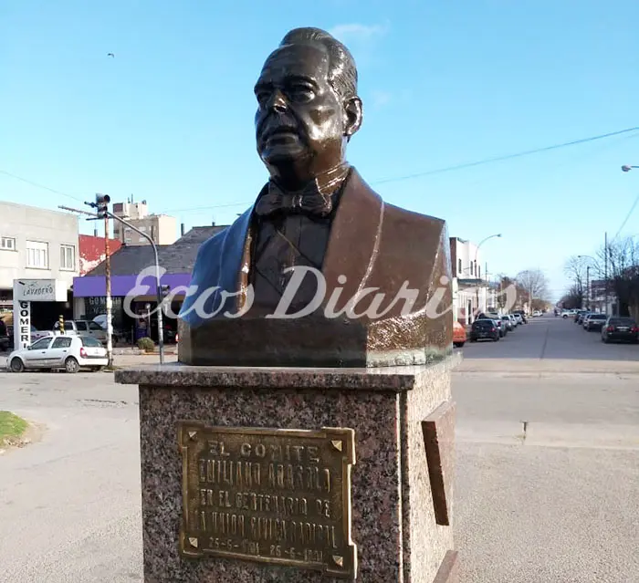 En una jornada de trabajo restauraron el busto de Yrigoyen